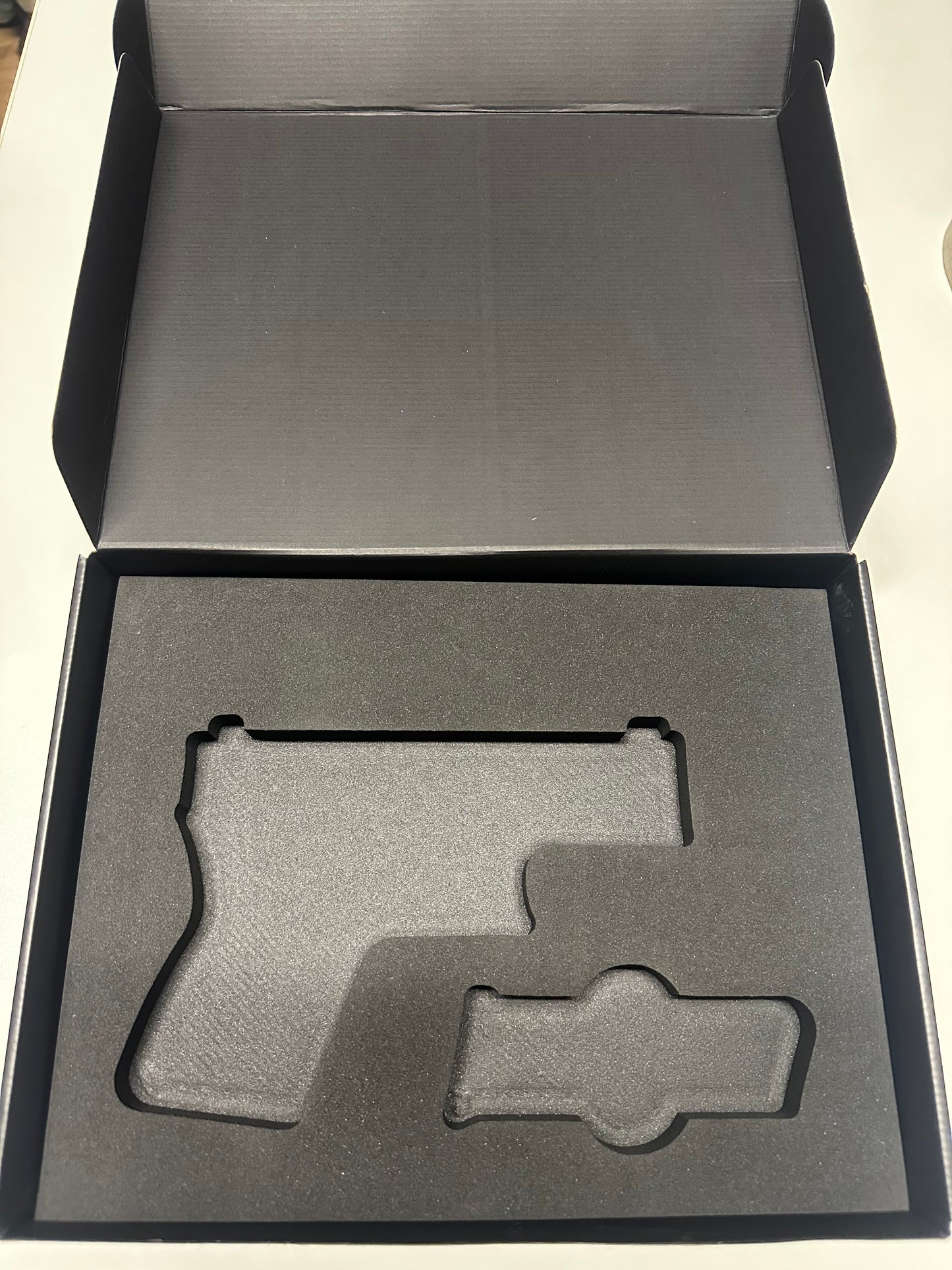 Cybertruck Glock 19 Q Mat